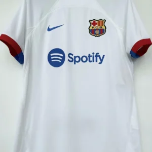 Barcelona bortatröja vit 2023/24 med eget namn och nummer, framsida