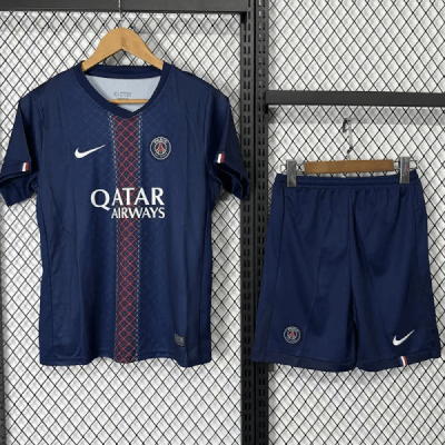 PSG hemmatröja 2026 barn med eget namn och nummer tryck