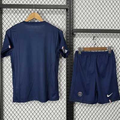 PSG hemmatröja 2026 barn med eget namn och nummer tryck