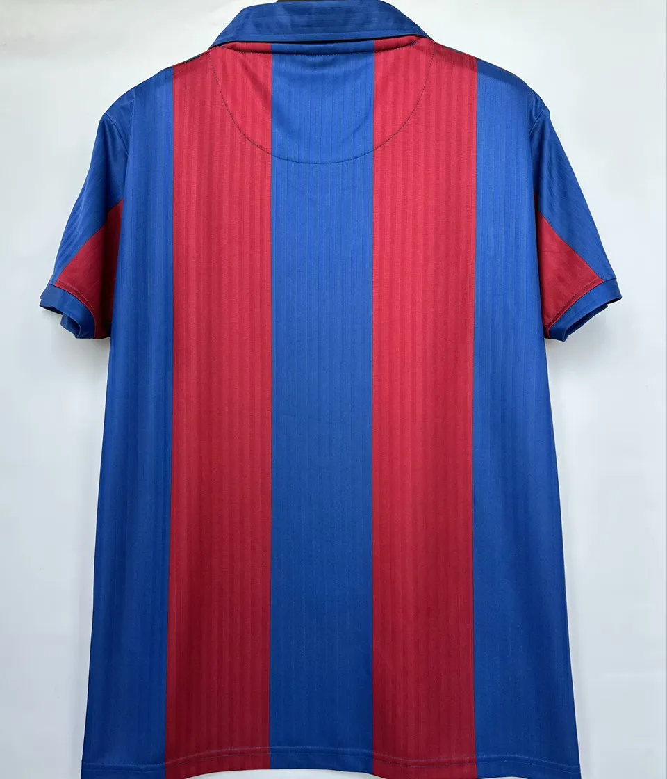 Barcelona retro hemmatröja blå och röd 1990/92 med eget namn och nummer, baksida