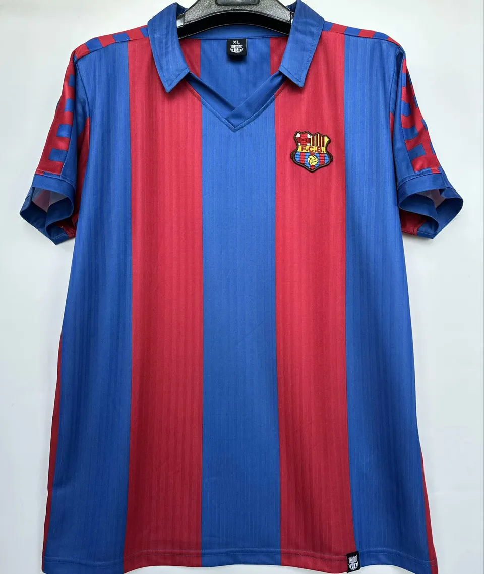 Barcelona retro hemmatröja blå och röd 1990/92 med eget namn och nummer, framsida